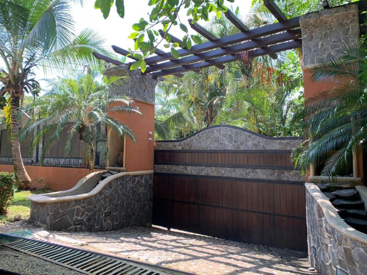 Hotel Poza Blanca Lodge San Mateo Buitenkant foto